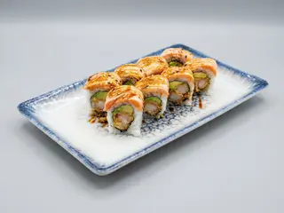 URAMAKI TOKYO ROLL (8 PZS.)