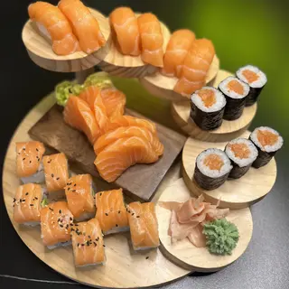 SALMON LOVERS (26 PZS)