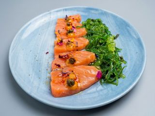Tiradito salmon marinado