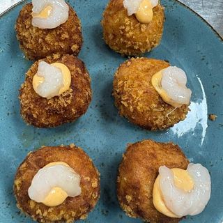 Croquetas de gamba pilpil