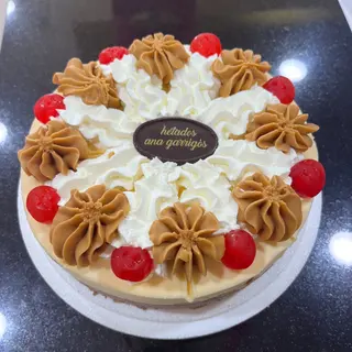 Tarta Pequeña Mantecado Y Crema Tostada