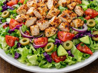 Ensalda de Pechuga pollo a la brasa