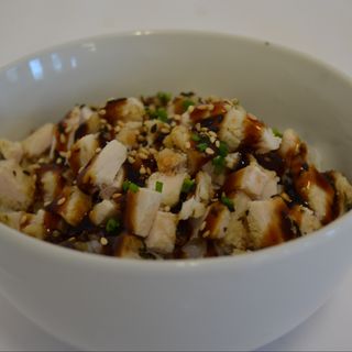 Hot Bowl de pollo teriyaki