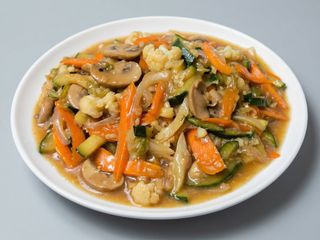 33. Chop suey de verduras
