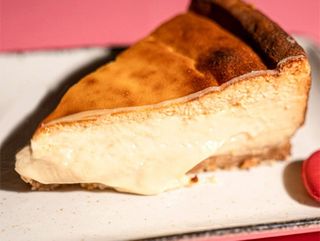 Porción de Tarta de Queso Caramel Gold (Disponible hasta el 15 de Marzo)