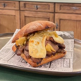 Uuuh!Mami. Bocadillo 2026