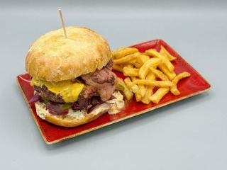 BURGER MANDRA SIMPLE