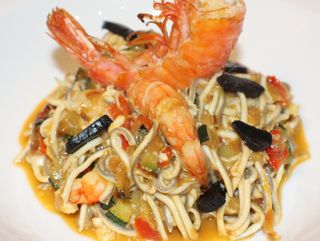 Revuelto de Gambas y Gulas