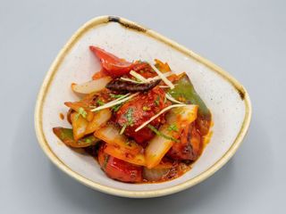 Pollo Garlic Chilly