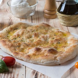 Focaccia de ajo y romero