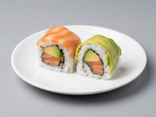 48.Salmón Uramaki (8 Pzas.)