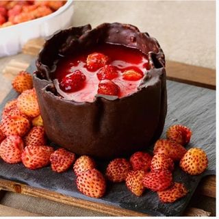 180.Too Much Fresitas del Bosque