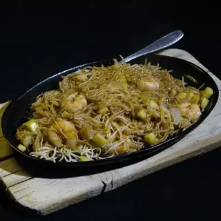 Fideos Chinos Con Gambas En Sartén Especial