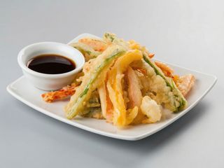 Tempura De Mariscos Y Verduras