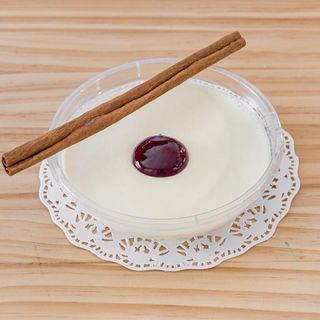 Panna Cotta con Frutos Rojos