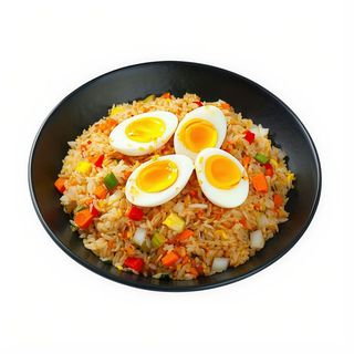 Arroz Frito Con Verduras Y Huevos