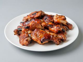 Alitas De Pollo Marinadas Con Salsa Barbacoa