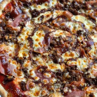 Menú pizza Barbacoa + Bebida fría