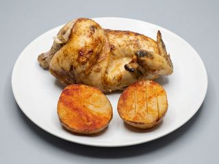 Pollo asado con patata asada (Medio)