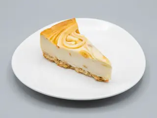 Tarta de queso con melocoton y maracuya