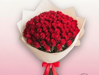 Ramo especial con 100 rosas rojas