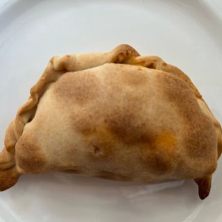 Empanada de tonyina