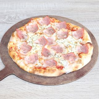 Pizza mediana de beicon