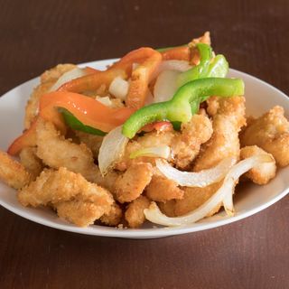 Tiras de pollo frito