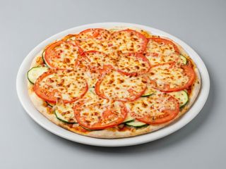Pizza Tomate Con Berenjena Y Calabacín (Mediana Redonda De 30 Cm.)