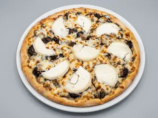 Pizza Morcilla Con Cebolla Caramelizada (Mediana Redonda De 30 Cm.)