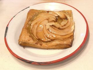 Tartita de crema y manzana