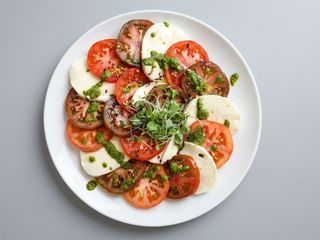 ensalada Caprese Deluxe