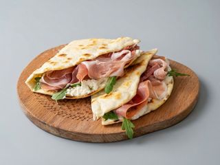 Piadina Crudo
