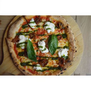 Pizza De Tomate Seco