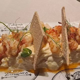 Ensaladilla de Gamba Blanca y Bugre Braseado