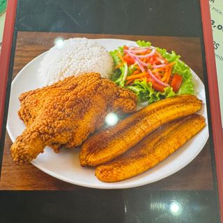 Pollo con tajada