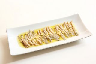 Anchoas al ajillo