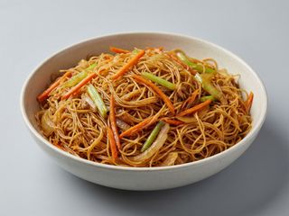 Fideos De Arroz Con Pollo