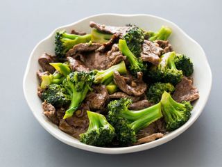 Ternera Con Brócoli