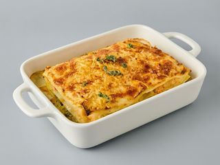 Lasagna 5 capas mar y bosque al aroma de tomillo