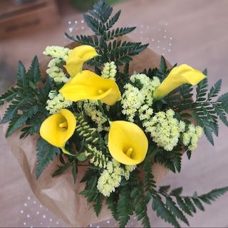 Ramo de calas amarillas "Antequera"
