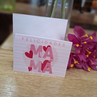 Tarjeta "Felicidades Mamá"
