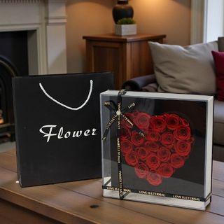 Caja Corazón Rosas Preservadas