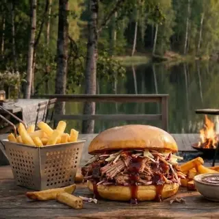 Burger pulled pork BBQ con fritas