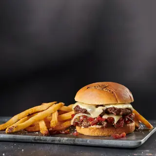 Burger de vaca vieja 200 grs. con fritas