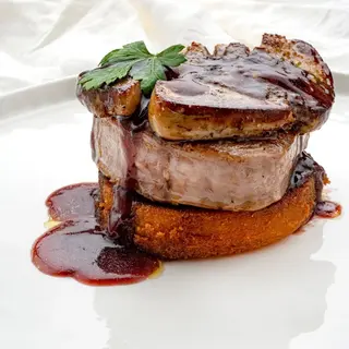 Solomillo de ternera con foie y Pedro Ximénez