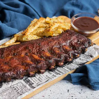 Costillar BBQ a la brasa