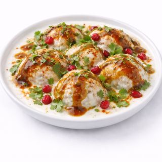Dahi Bhalla (Bolitas de Lenteja con Yogur)