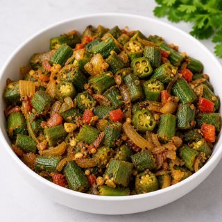 Bhindi Bhaji (Okra Salteada con Especias)