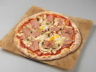 Pizza Prosciutto E Funghi